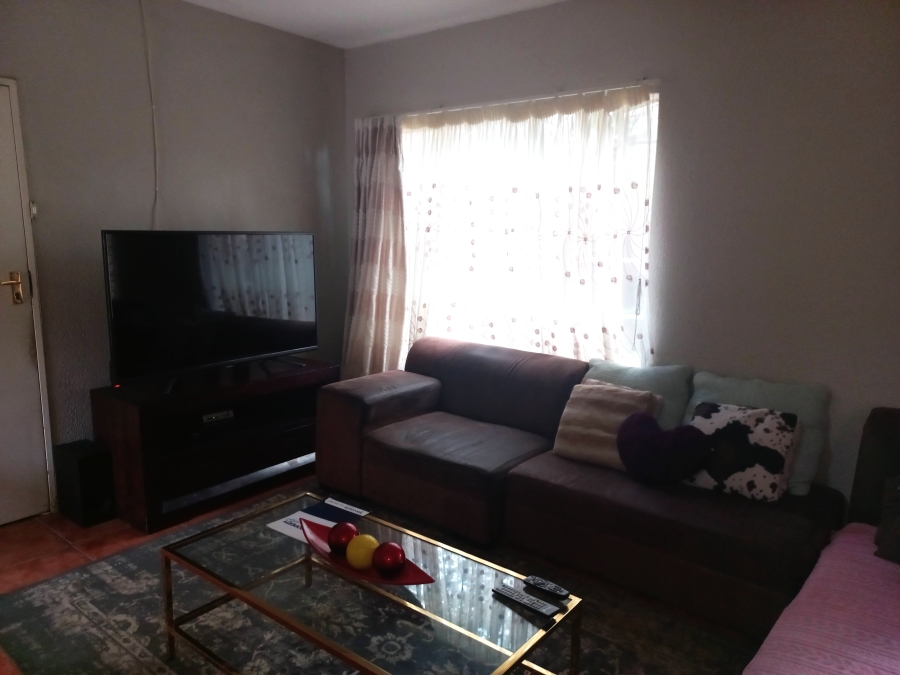 3 Bedroom Property for Sale in Safari Gardens North West